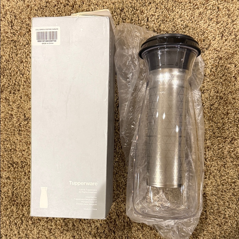 Tupperware Silver Cold Brew Carafe with Black Lid